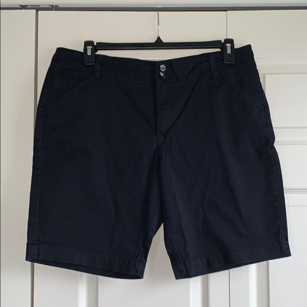 Lee shorts. EUC.